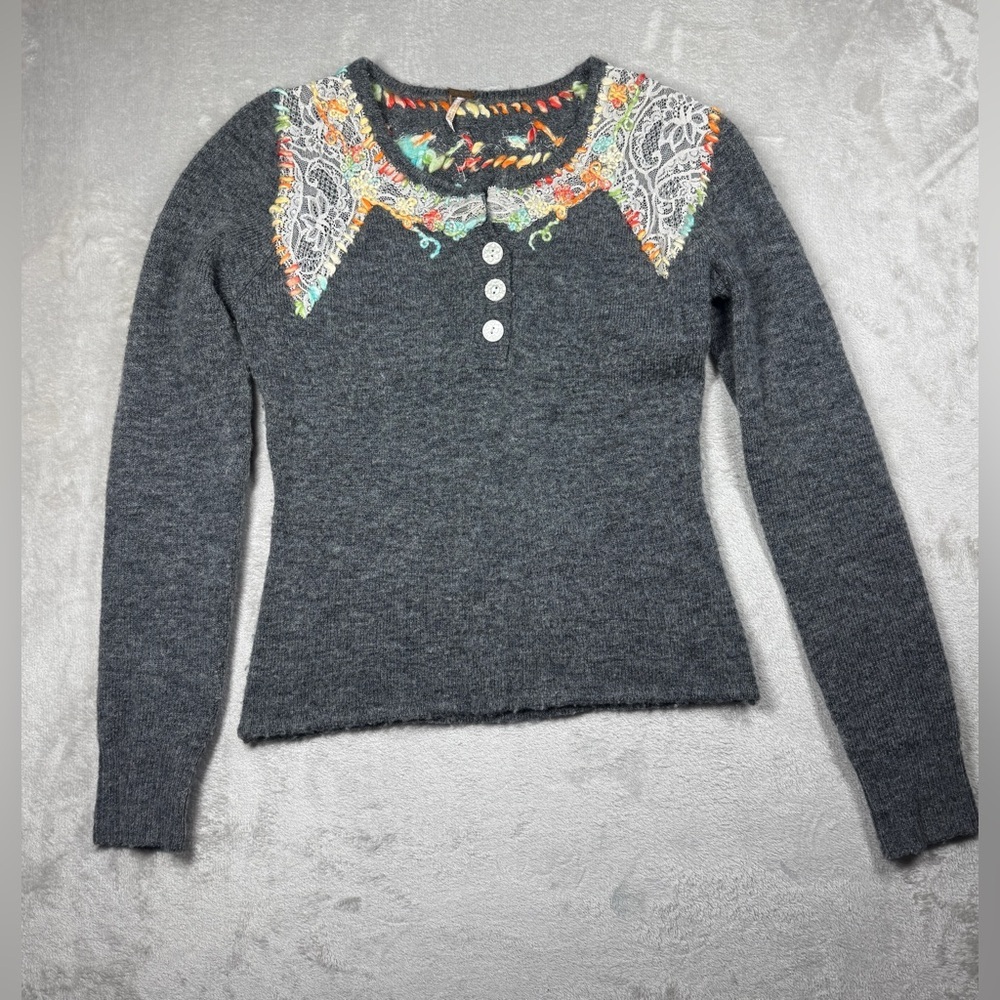 Free People Wool Blend Grey Floral Embroidered Lace Henley Knit Sweater Medium